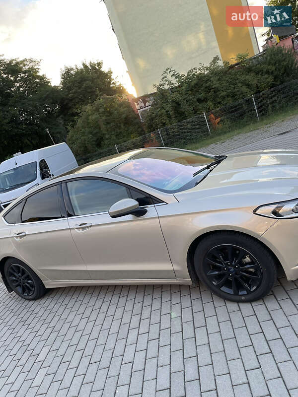 Седан Ford Fusion 2017 в Киеве