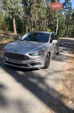 Седан Ford Fusion 2018 в 