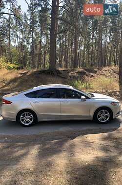 Седан Ford Fusion 2018 в 