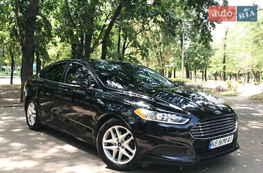Седан Ford Fusion 2015 в 