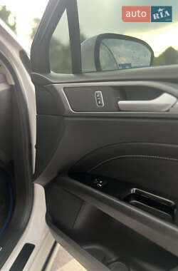 Седан Ford Fusion 2014 в Хмельнике