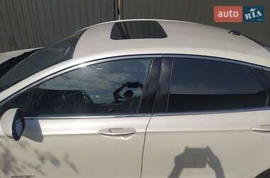 Седан Ford Fusion 2013 в 