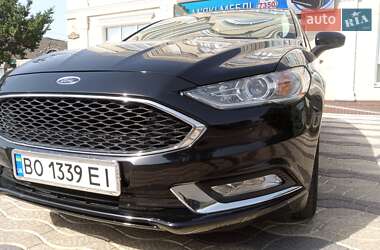 Седан Ford Fusion 2018 в 