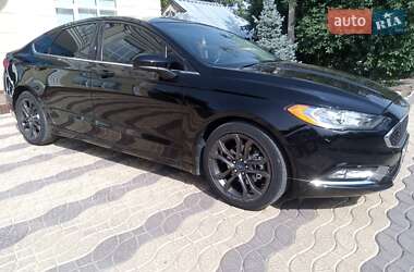 Седан Ford Fusion 2018 в 