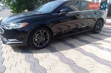 Седан Ford Fusion 2018 в 