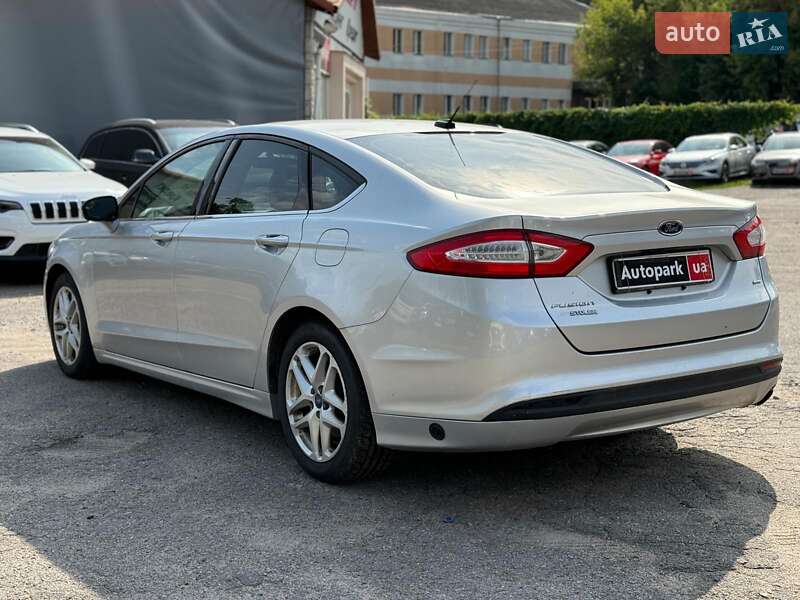 Седан Ford Fusion 2015 в Виннице