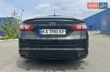 Седан Ford Fusion 2013 в 