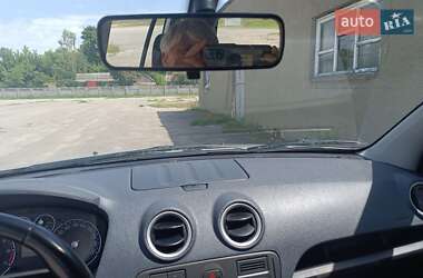 Хэтчбек Ford Fusion 2006 в 