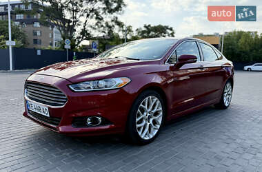 Седан Ford Fusion 2014 в 