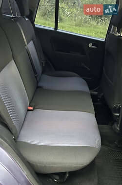 Хэтчбек Ford Fusion 2008 в 