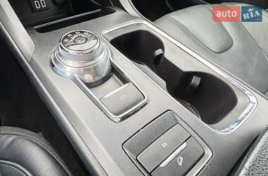 Седан Ford Fusion 2020 в 