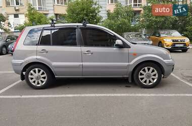 Хетчбек Ford Fusion 2010 в Києві