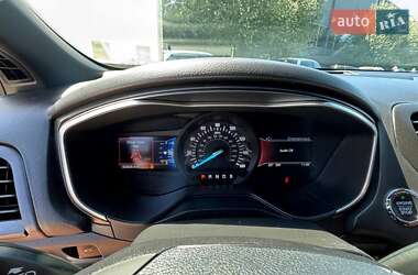 Седан Ford Fusion 2019 в 