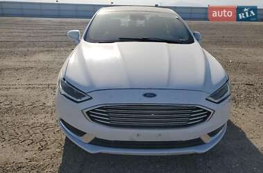 Седан Ford Fusion 2018 в 