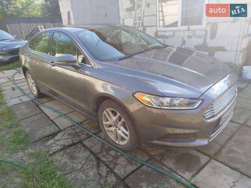 Седан Ford Fusion 2013 в Коростышеве