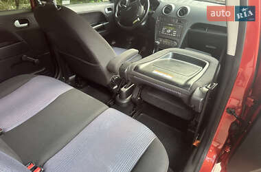 Хэтчбек Ford Fusion 2008 в 