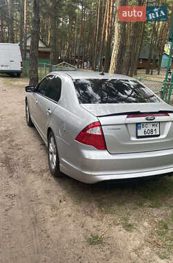 Седан Ford Fusion 2011 в 