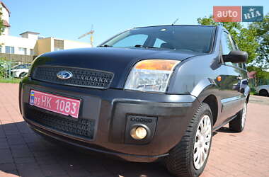 Хэтчбек Ford Fusion 2009 в 