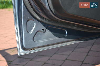 Хэтчбек Ford Fusion 2009 в 