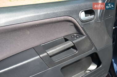 Хэтчбек Ford Fusion 2009 в 