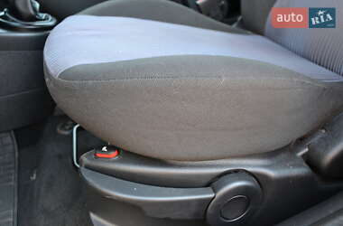 Хэтчбек Ford Fusion 2009 в 