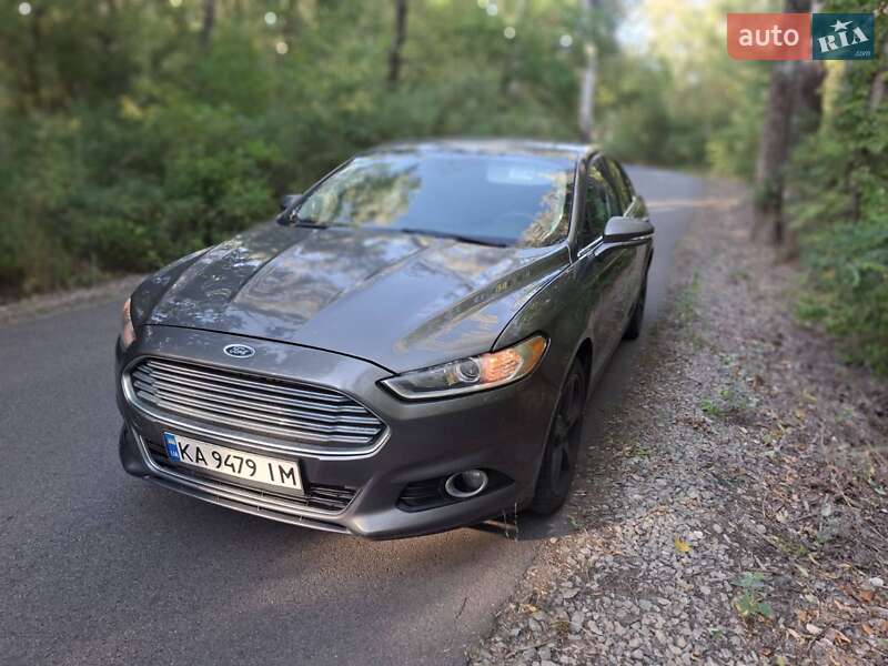 Седан Ford Fusion 2013 в Днепре