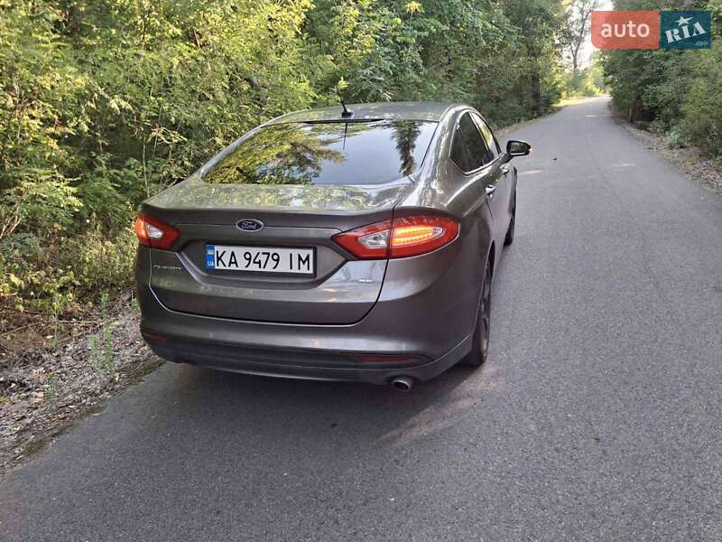 Седан Ford Fusion 2013 в Днепре
