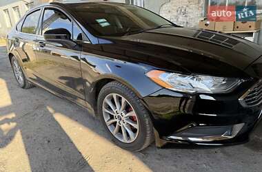 Седан Ford Fusion 2017 в 