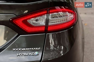 Седан Ford Fusion 2014 в 