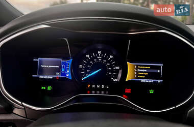 Седан Ford Fusion 2014 в 
