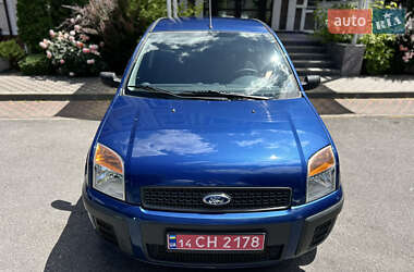 Хэтчбек Ford Fusion 2007 в 