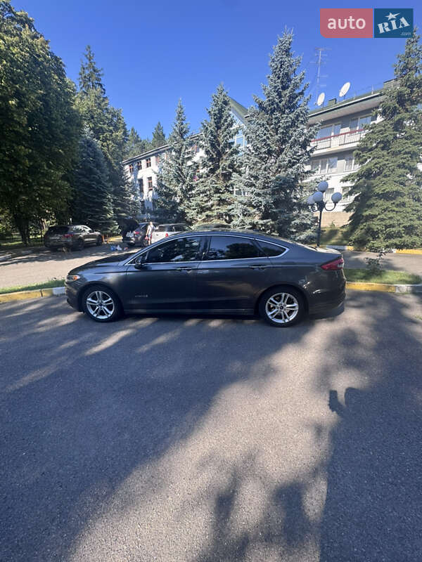 Седан Ford Fusion 2017 в Києві фото 23 Седан Ford Fusion 2017 в Києві