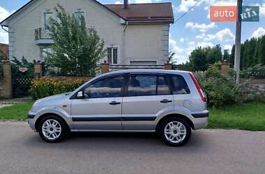 Хетчбек Ford Fusion 2008 в Житомирі