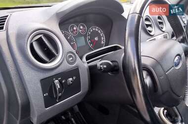 Хэтчбек Ford Fusion 2008 в 