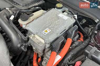 Седан Ford Fusion 2013 в 