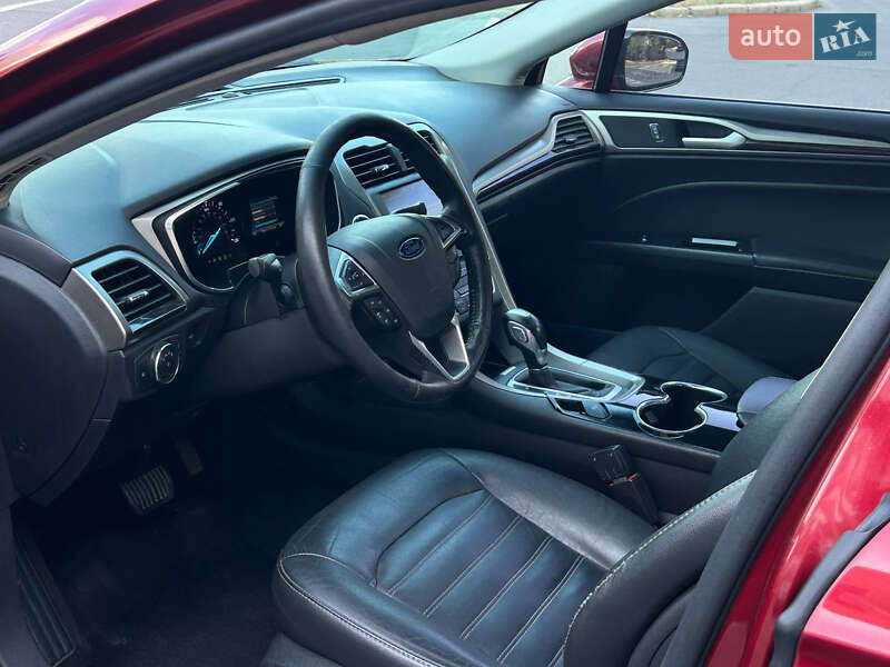 Седан Ford Fusion 2016 в Николаеве