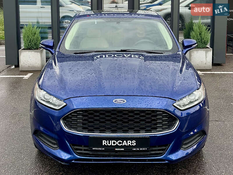 Седан Ford Fusion 2014 в Кременчуці