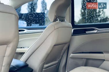 Седан Ford Fusion 2014 в 
