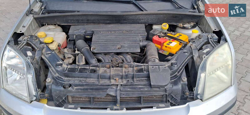 Хэтчбек Ford Fusion 2004 в Борисполе