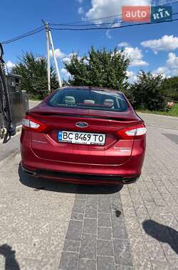 Седан Ford Fusion 2014 в 