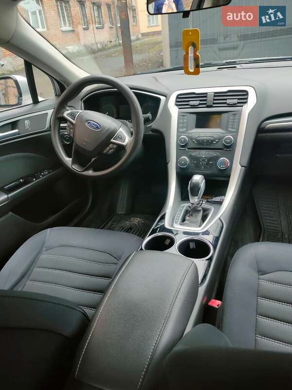 Седан Ford Fusion 2013 в Києві