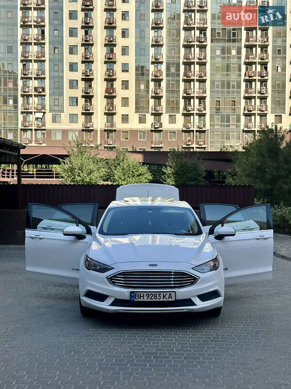 Седан Ford Fusion 2017 в Одессе