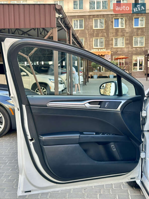 Седан Ford Fusion 2017 в Одессе