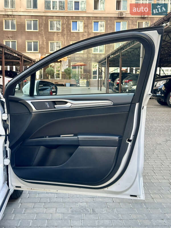 Седан Ford Fusion 2017 в Одессе