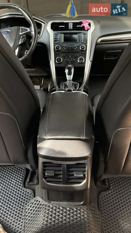 Седан Ford Fusion 2015 в Стрию фото 21 Седан Ford Fusion 2015 в Стрию