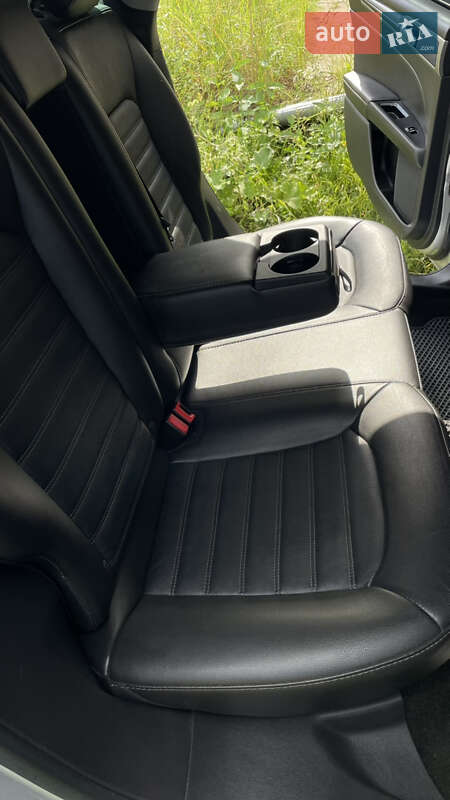 Седан Ford Fusion 2015 в Стрию фото 30 Седан Ford Fusion 2015 в Стрию