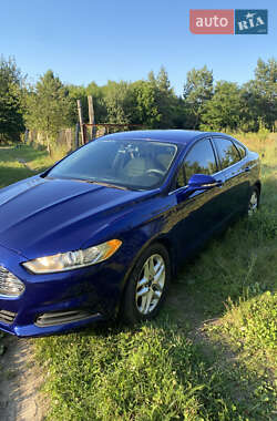Седан Ford Fusion 2014 в 