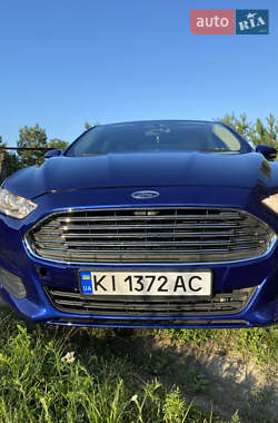 Седан Ford Fusion 2014 в 