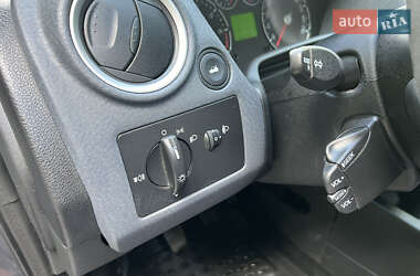 Хэтчбек Ford Fusion 2009 в 