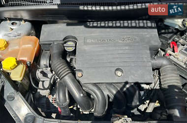 Хэтчбек Ford Fusion 2008 в 